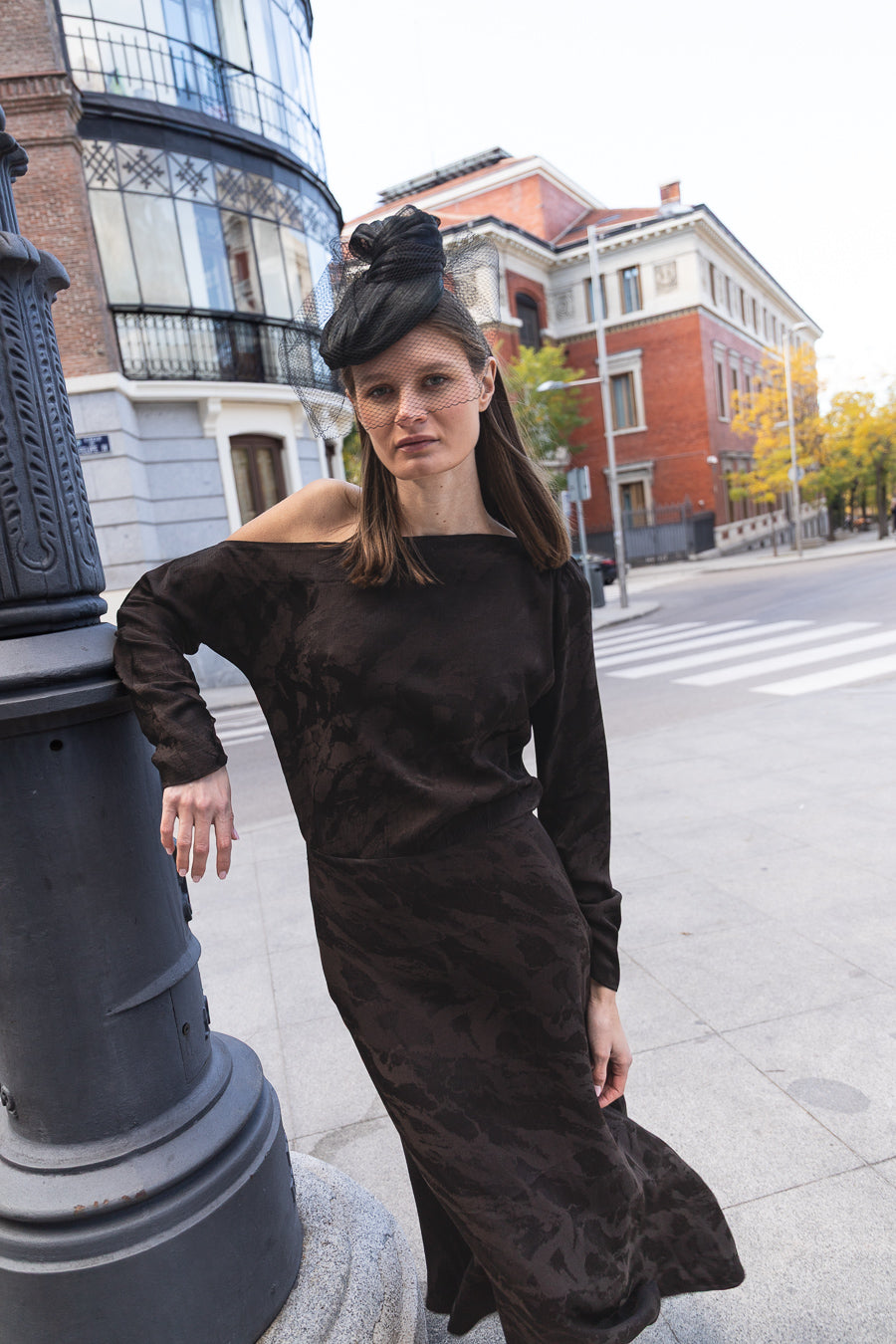 Vestido Nisantasi Marrón