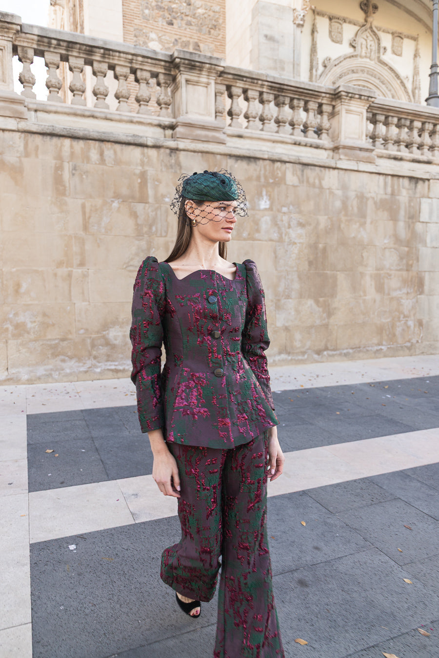 Traje de Chaqueta Gálata Berenjena