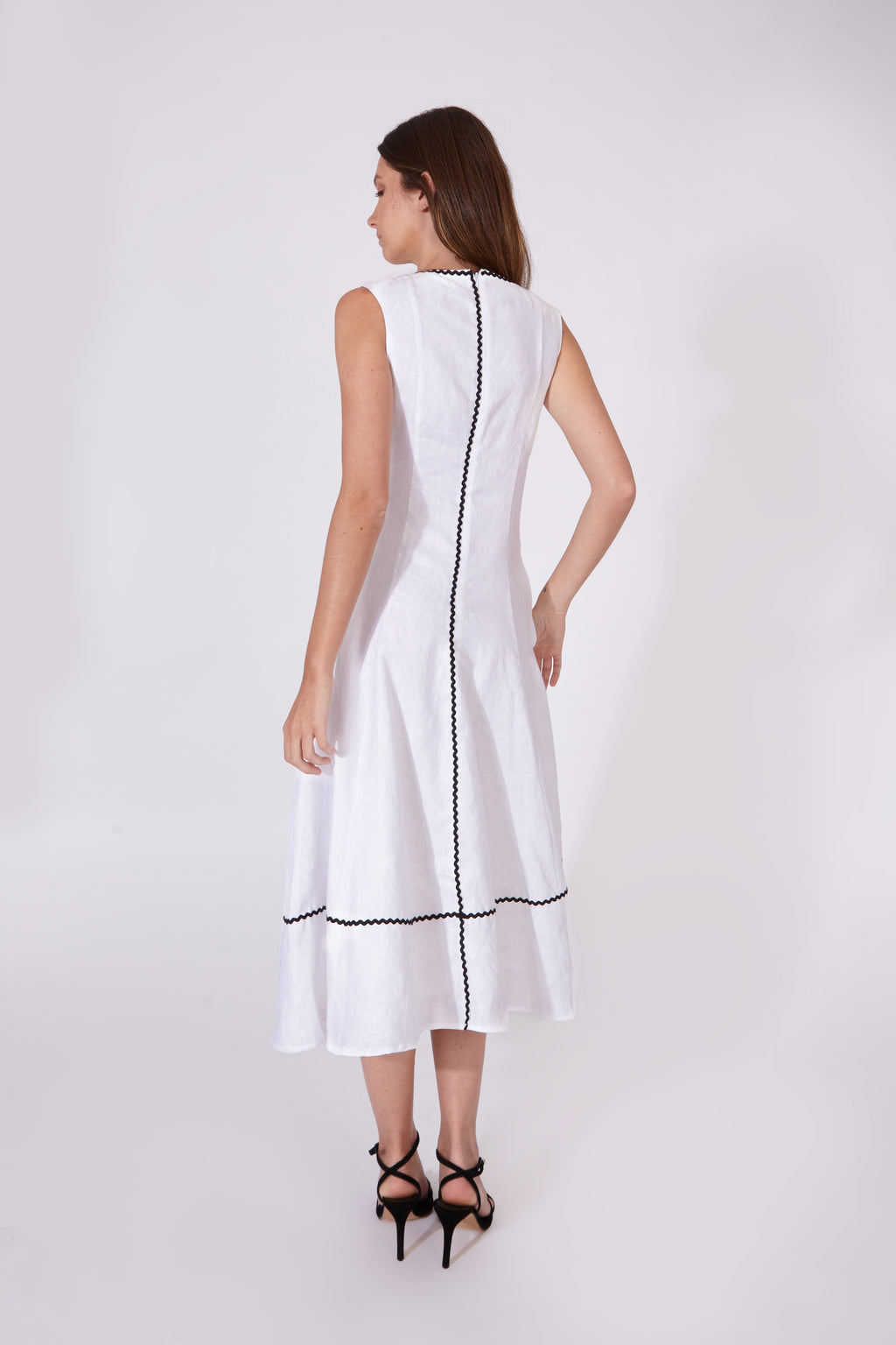 Vestido Kasauli Jacquard Blanco 100% Lino