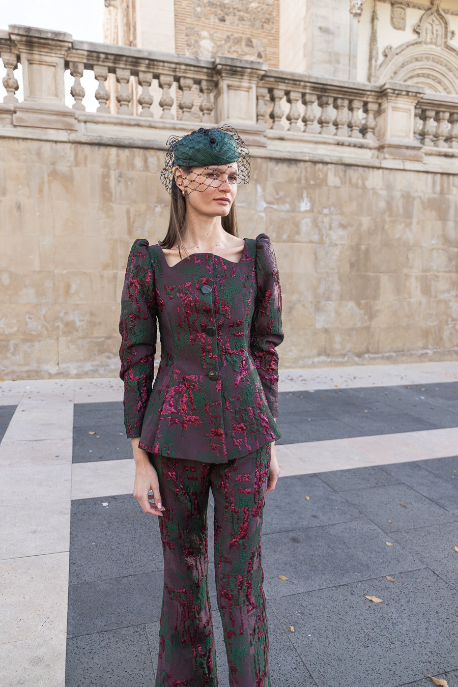 Traje de Chaqueta Gálata Berenjena
