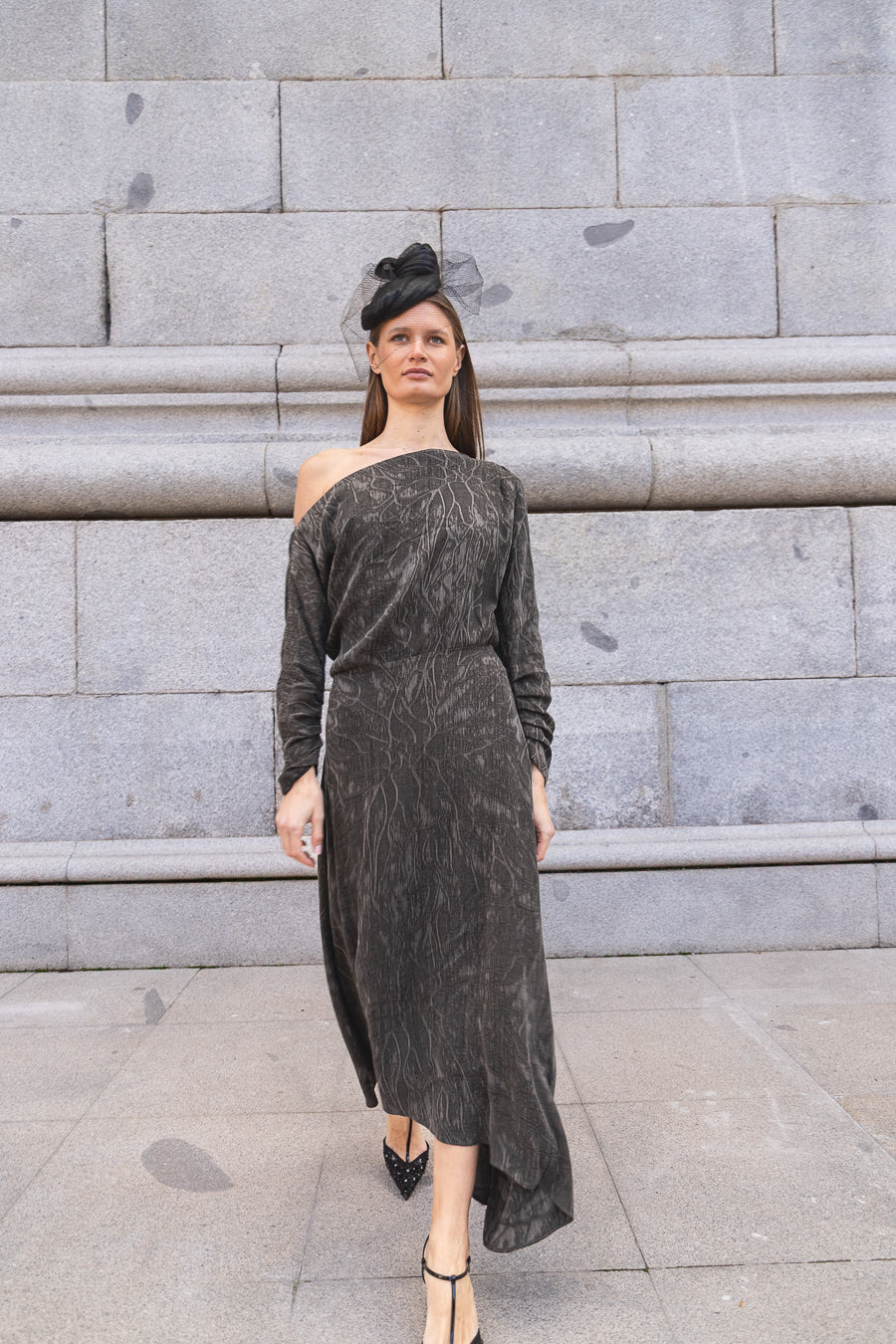 Vestido Nisantasi Gris
