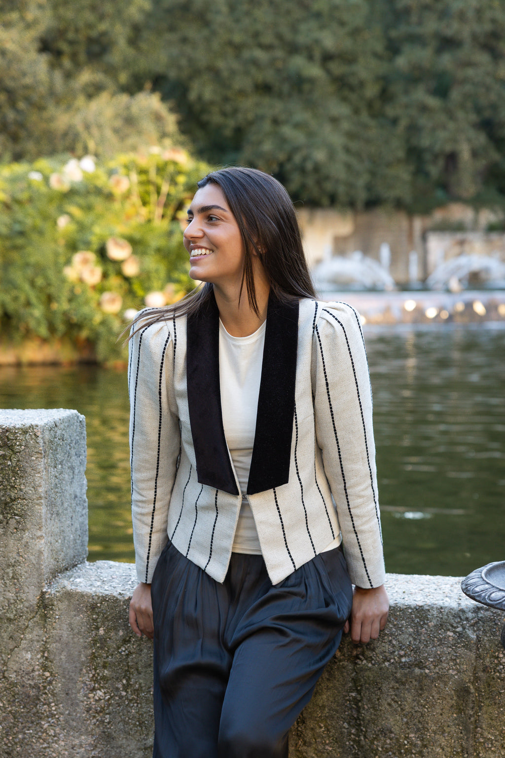 Chaqueta Mila Rayas Negra